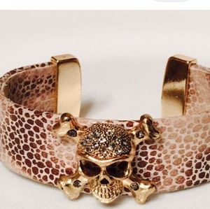 New Nordstrom Tasha bracelet skull cuff